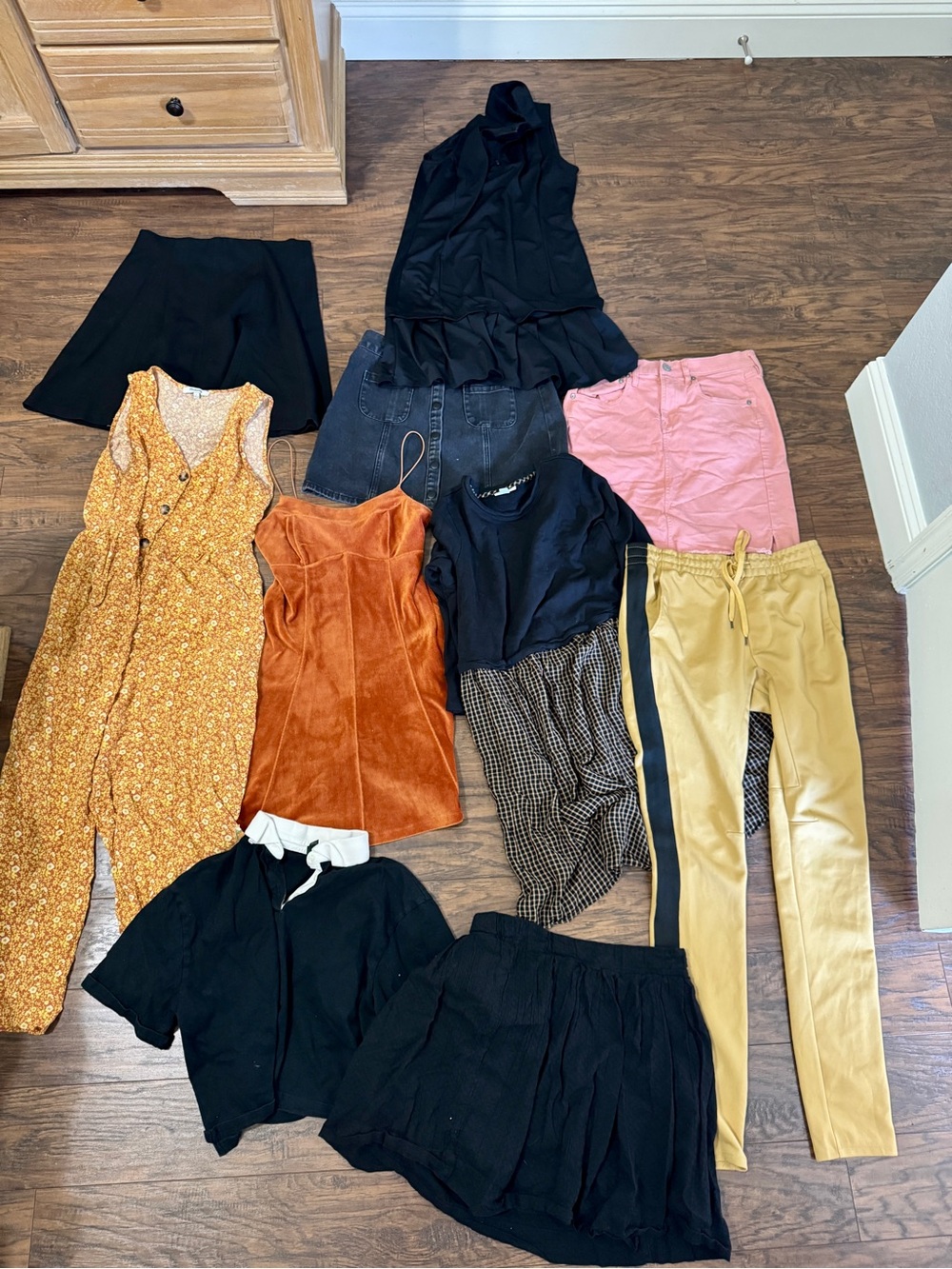 lot of 10 pieces of clothing women’s small/medium, pacsun, Melville, madewell